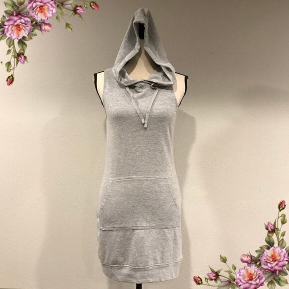 Fabletics sleeveless hooded long sweatshirt - Picture 1 of 10